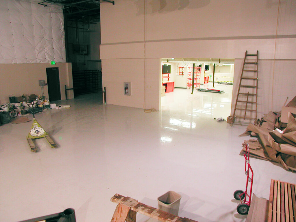 Garage floor system in mechanic shop